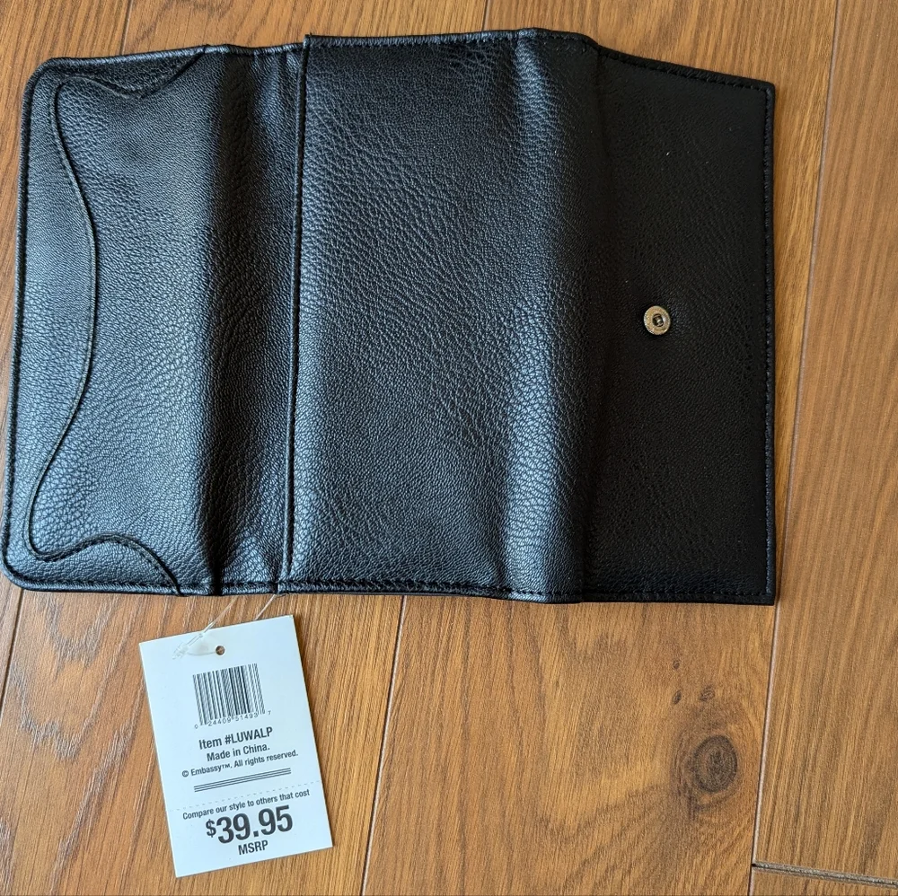 Embassy Trifold Wallet Black New with Tags Original Box